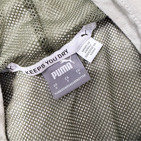 Puma Women's Green Hoodie Sweater - Picture 8 of 11